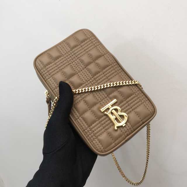 Burberry Lola 19