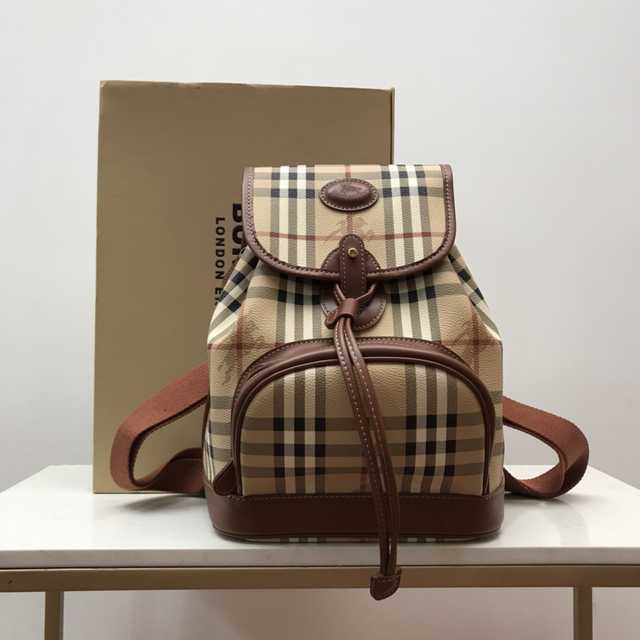 8011144 Burberry 29