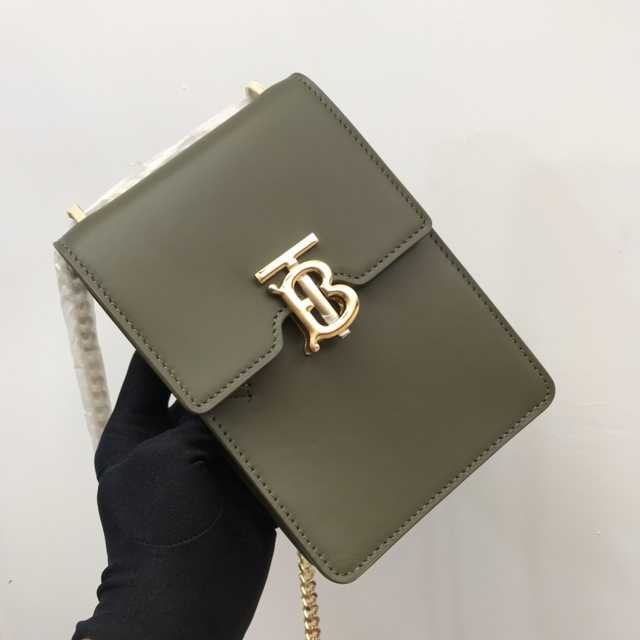 80302211 Burberry Robin 19