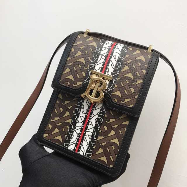 80304271 Burberry Robin 19