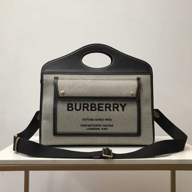 Burberry Pocket Bag 37