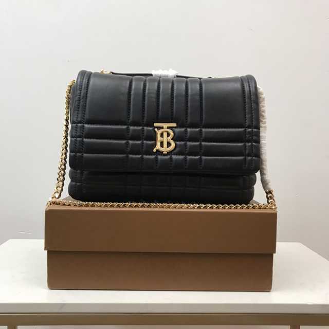 80490501 Burberry Lola 26