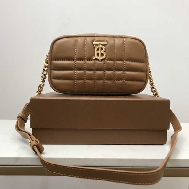 80207131 Burberry 23