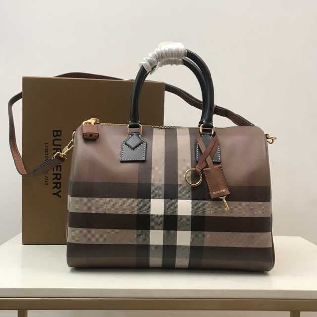 Burberry Boston 30