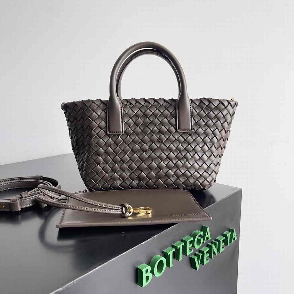 Mini Cabat 22 709464
