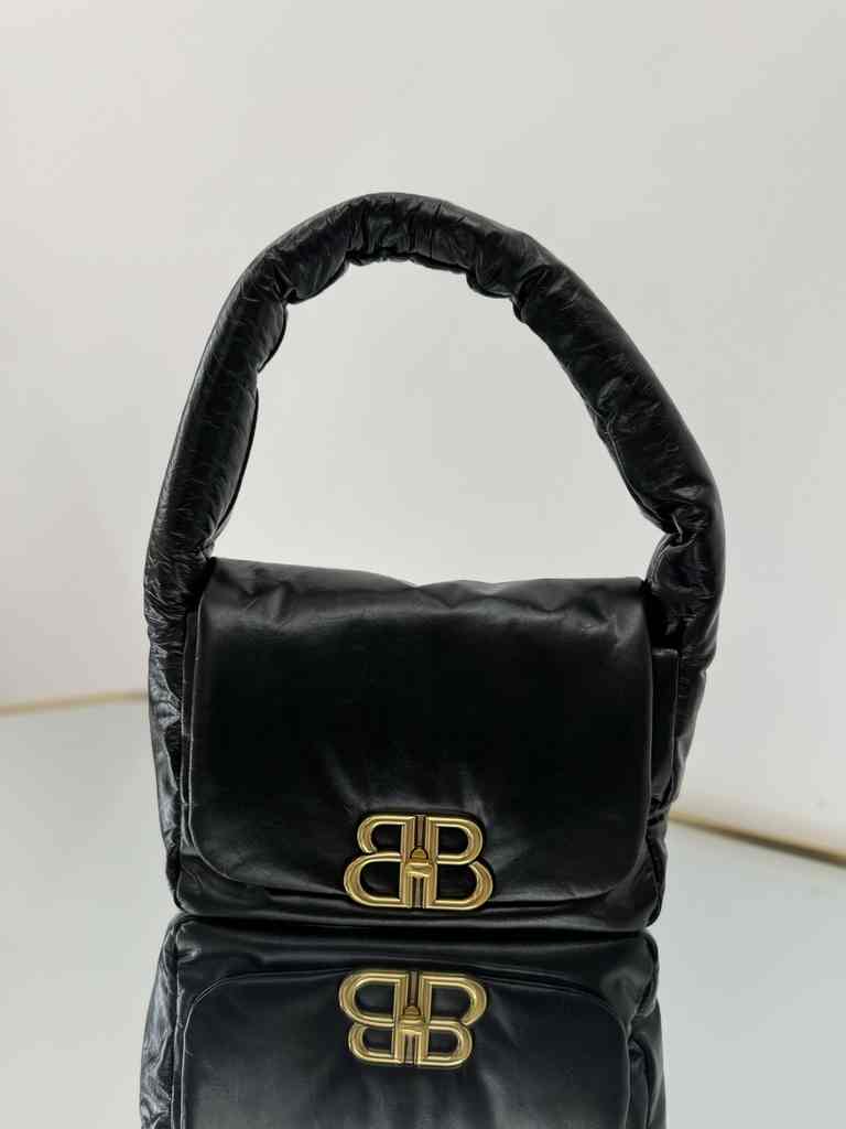 BA0422 Monaco Sling Bag 27