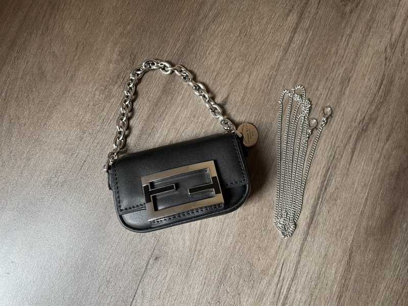 Tiffany BlueTM Baguette Nano 10