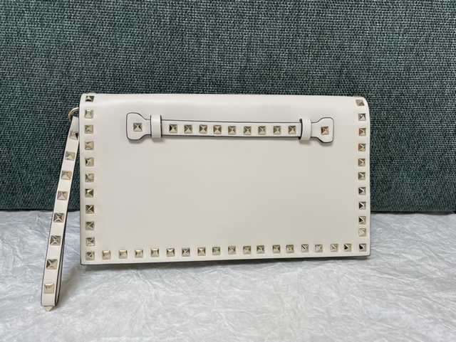 Rockstud Clutch 1318 28