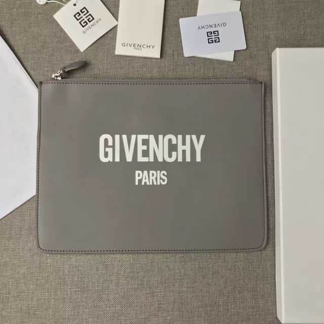 Givenchy Clutch 30