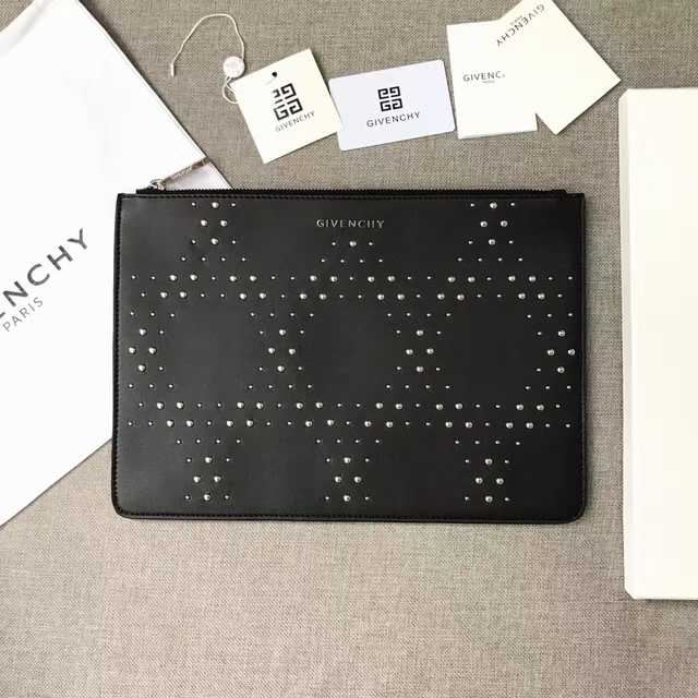 Givenchy Clutch 34