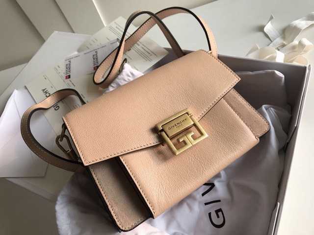 GV3 21 plain