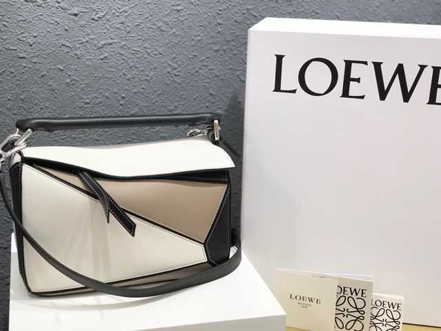 Loewe 24