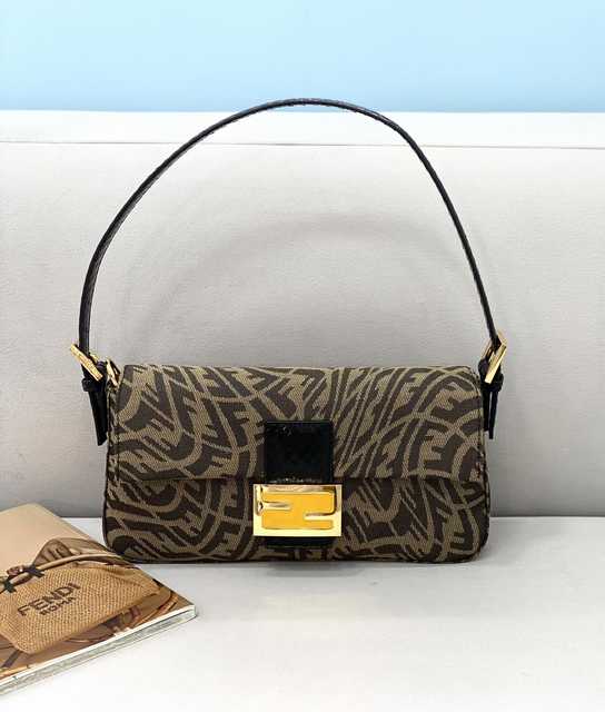 8378AL Fendi 27