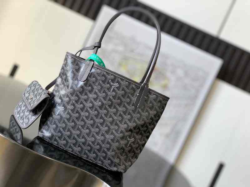 GOYARD Saint Louis Mini 2322 28