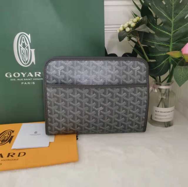 GOYARD Cosmetic Bag 25