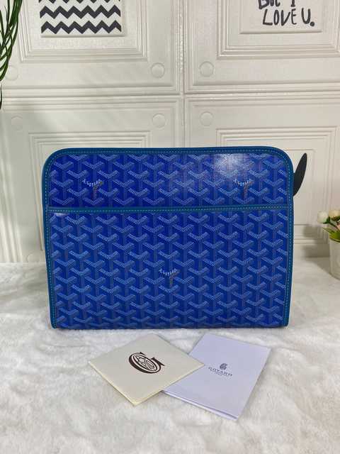 GOYARD Cosmetic Bag 30