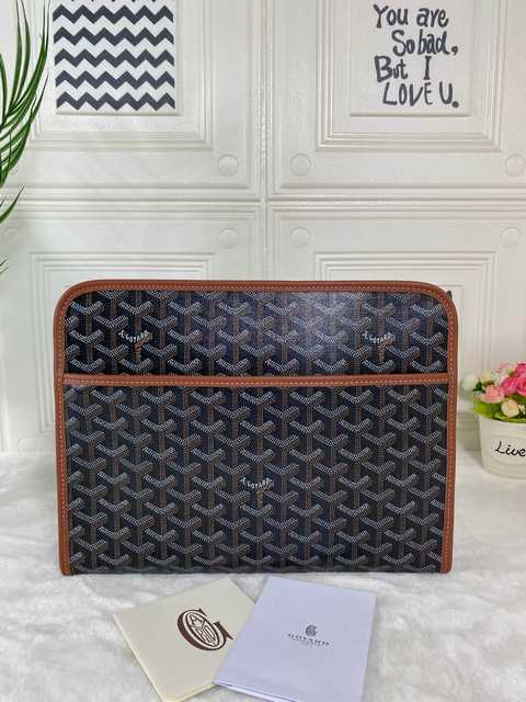 GOYARD Cosmetic Bag 30