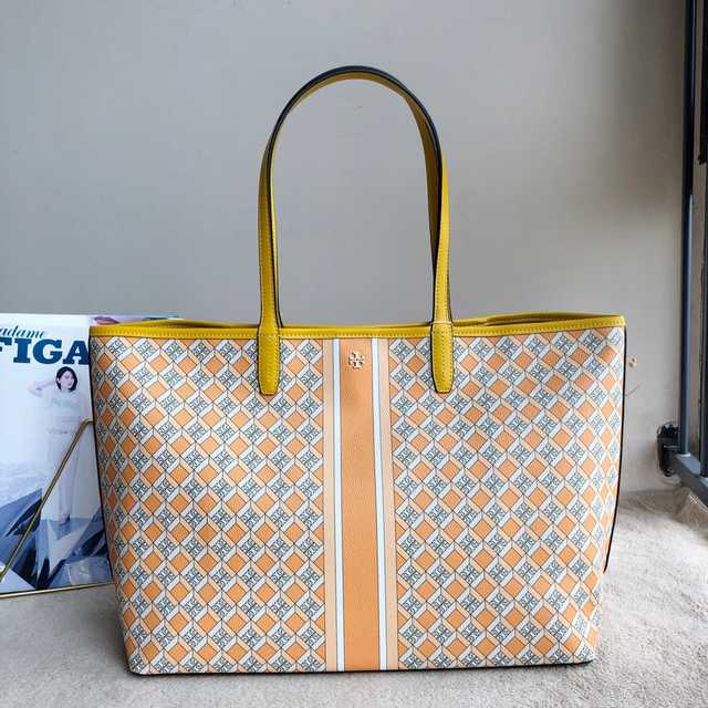 1913 T Monogram Shoppingt Tote 39