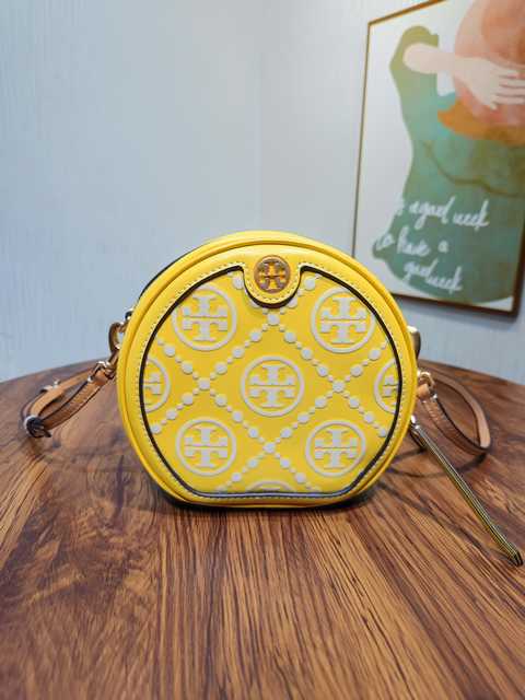 1626 T Monogram Round Bag 19