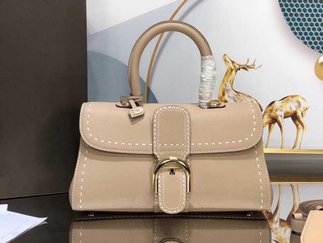 Ds0028 Delvaux Le Brillant 28