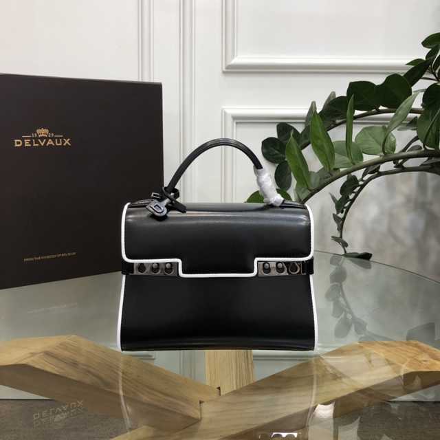 TP0020 Delvaux tempete 20