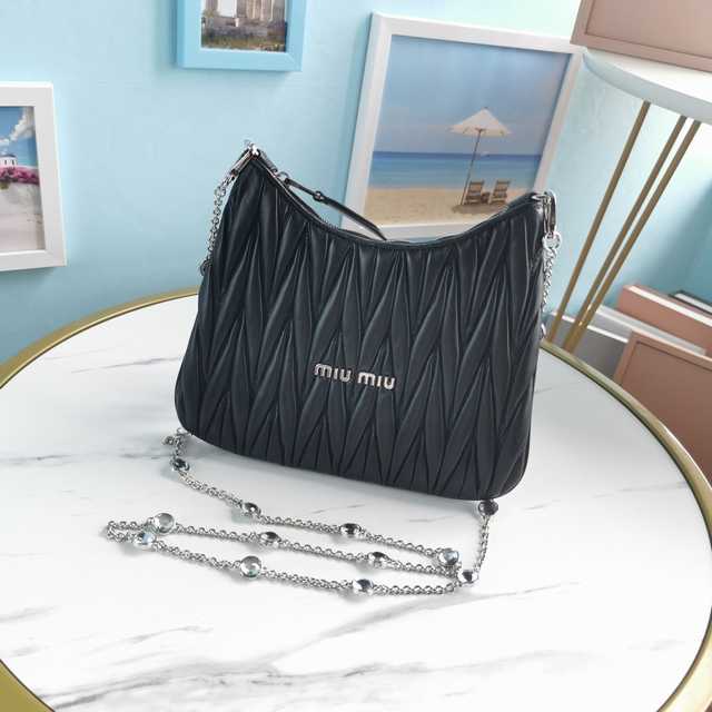5BH189 MiuMiu 22