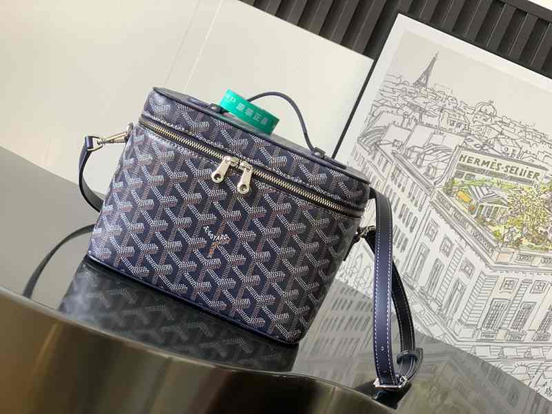 GOYARD Muse 8037 20