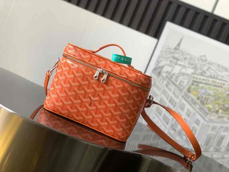 GOYARD Muse 8037 20