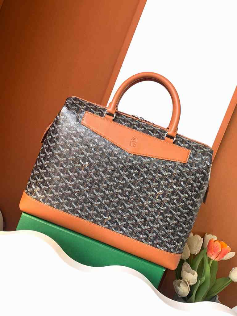 GOYARD Cisalpin 8060 39