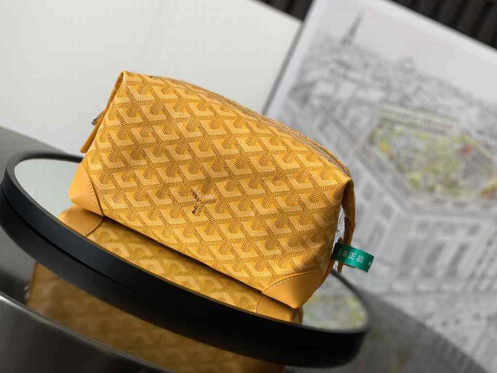 GOYARD Boeing Toiletry Pouch 020216 24