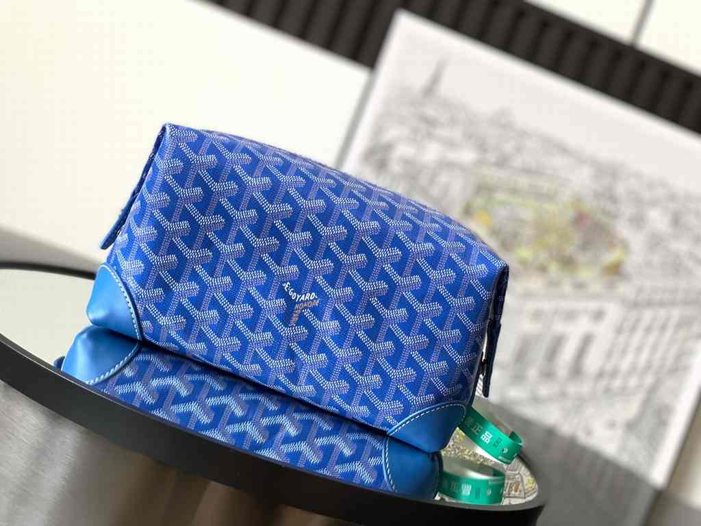 GOYARD Boeing Toiletry Pouch 020216 24