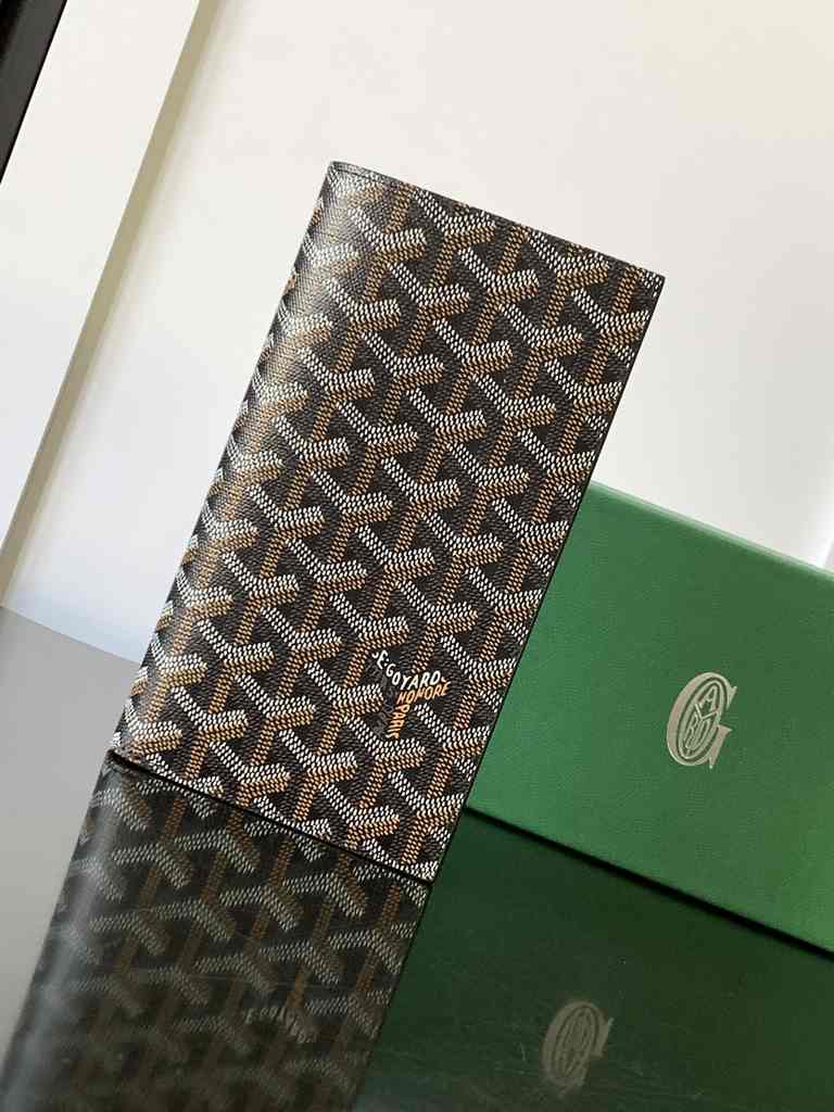 GOYARD Passport Holder 3313 19