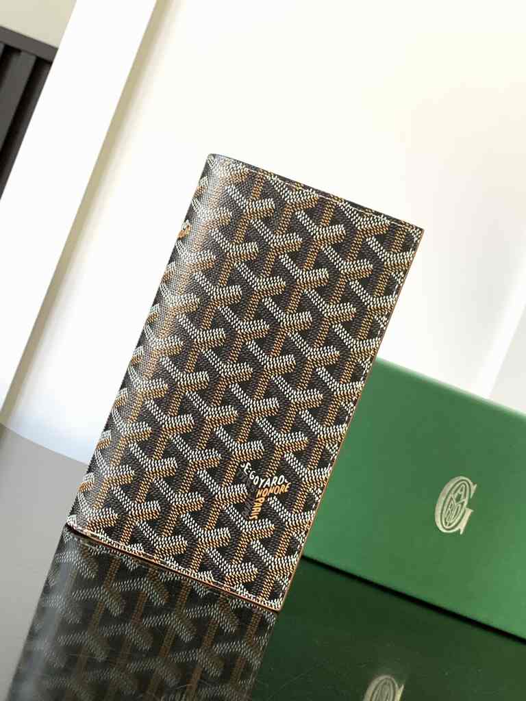 GOYARD Passport Holder 3313 19