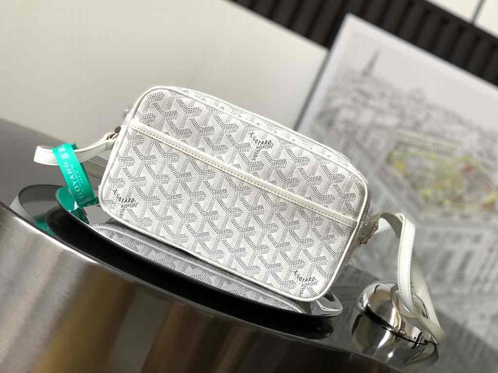 GOYARD Cap-Vert Camera Bag 8013 22