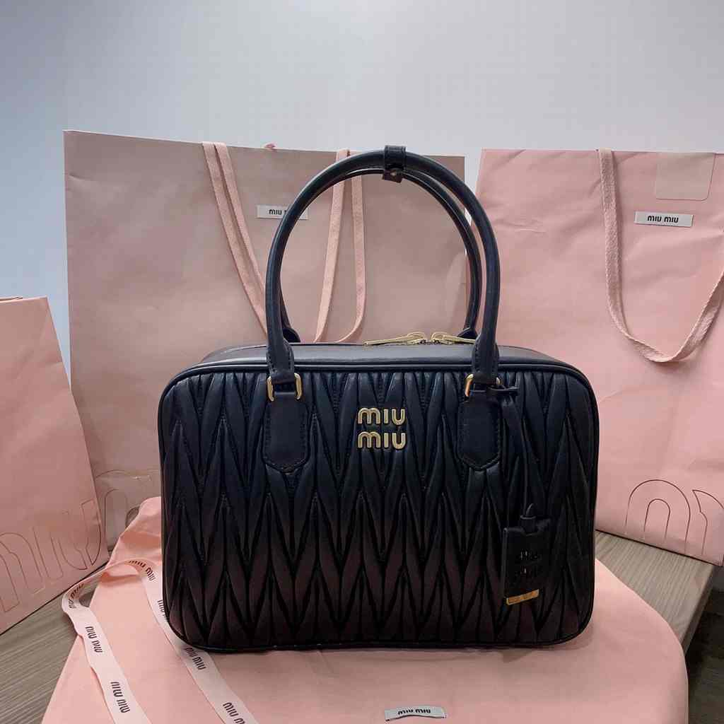 5BB133 MiuMiu 30