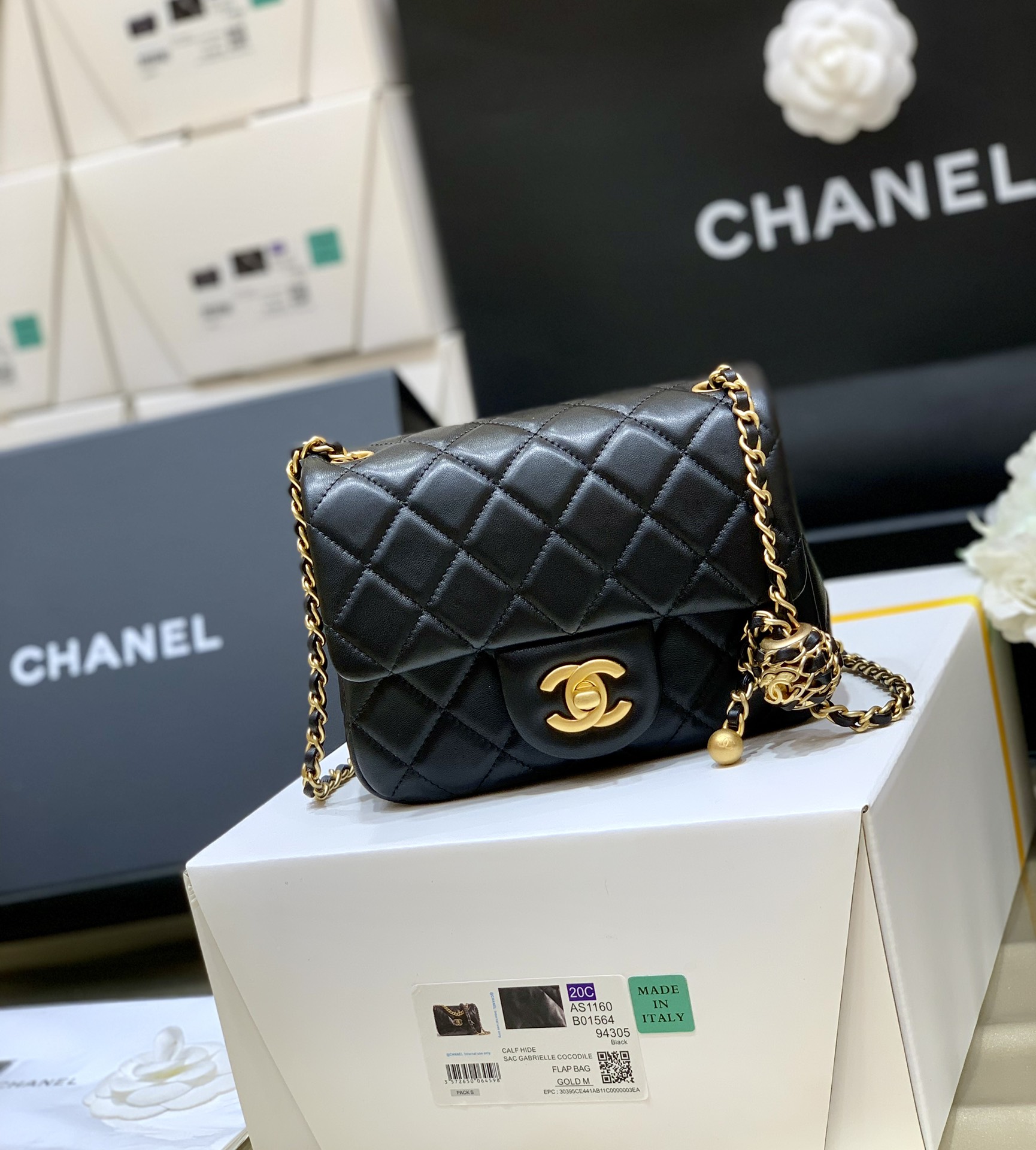 Boutique Quality Chanel AS1786A 17