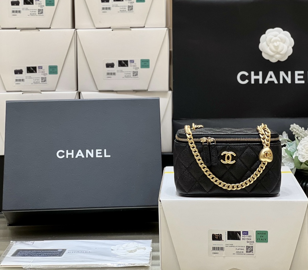 Boutique Quality Chanel AP3204 Haas 17