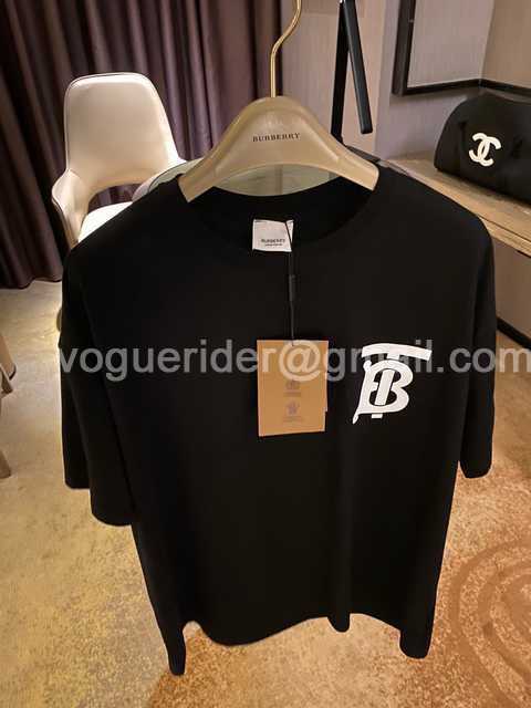 Burberry + cap socks Burberry + cap socks