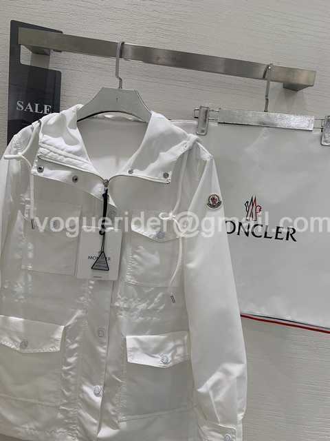 Moncler Costume Moncler Costume