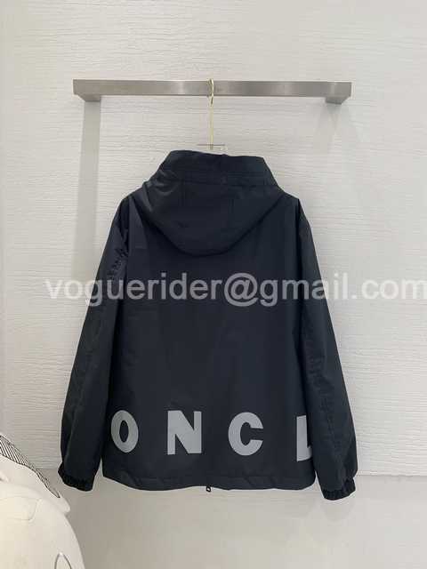 Moncler Costume Moncler Costume