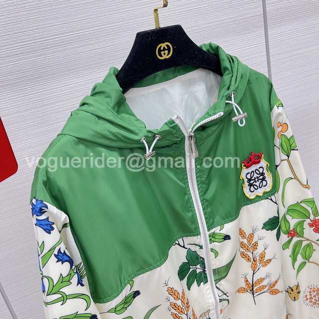 Loewe costume Loewe costume