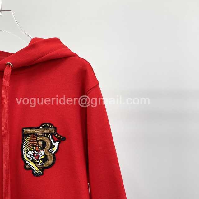 Burberry costume Burberry costume