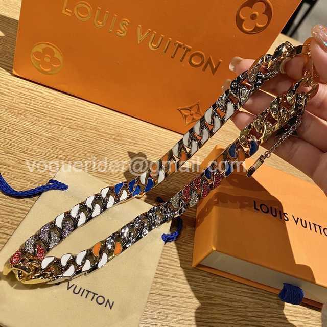 CB10008 LV Necklace CB10008 LV Necklace