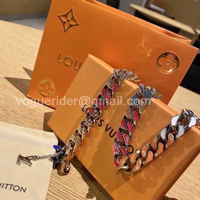 CB10009 LV Necklace CB10009 LV Necklace