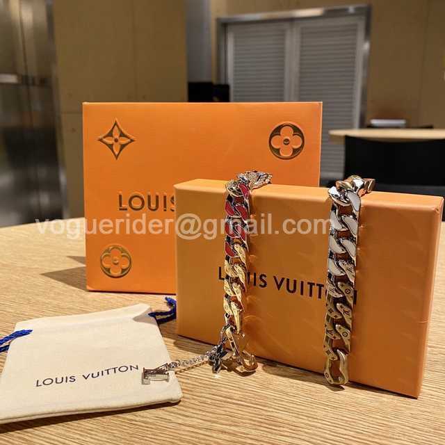CB10009 LV Necklace CB10009 LV Necklace
