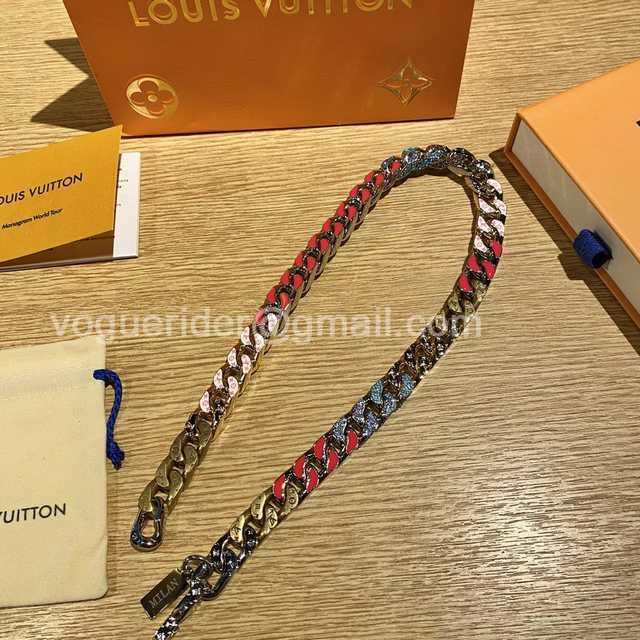 CB10013 LV Necklace