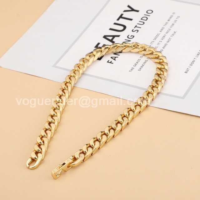 CB10035 LV Necklace CB10035 LV Necklace