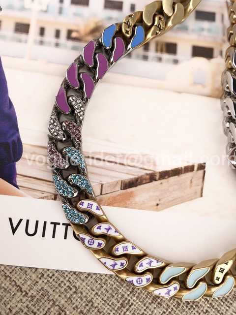 CB10041 LV Necklace CB10041 LV Necklace