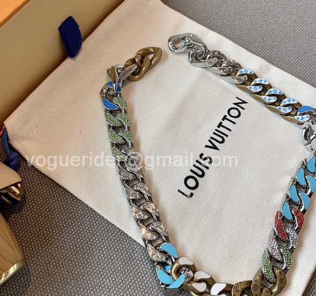 CB10057 LV Necklace CB10057 LV Necklace