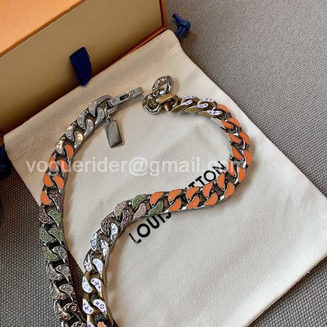 CB10060 LV Necklace CB10060 LV Necklace